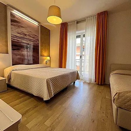 Regina Hotel