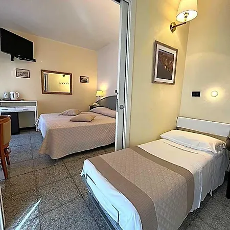 Regina Hotel