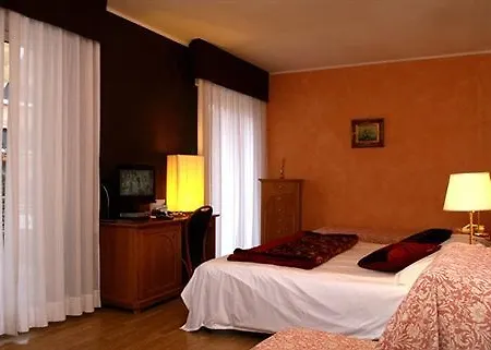 Regina Hotel