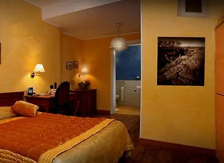 Regina 3*