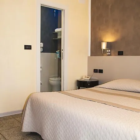 蕾佳娜酒店 酒店