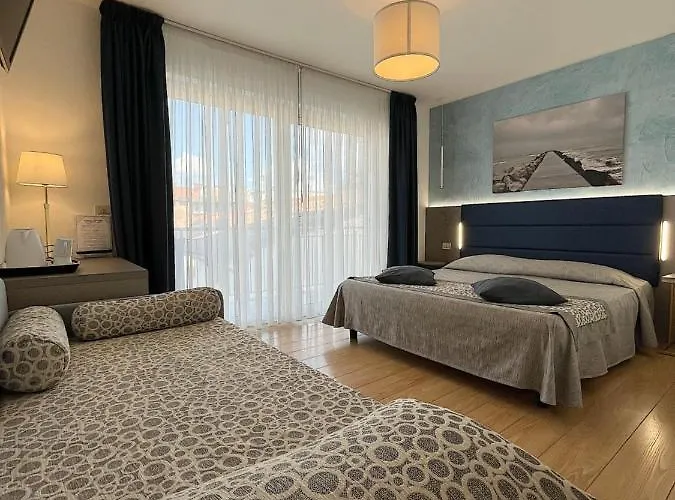 فندق Regina غرادو